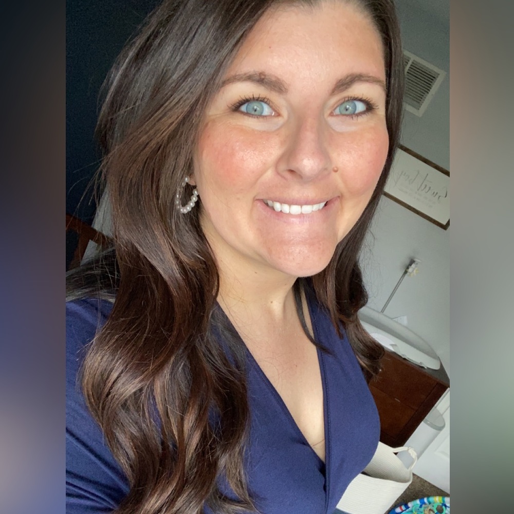 Meet your Posher, Kayla